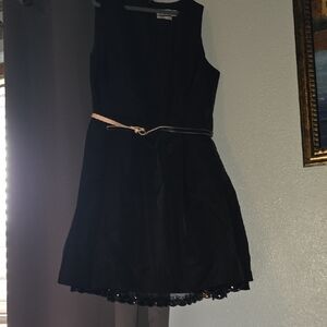 Elegant Black Sleeveless Dress
